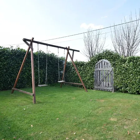 Cozy Holiday In With Fenced Garden